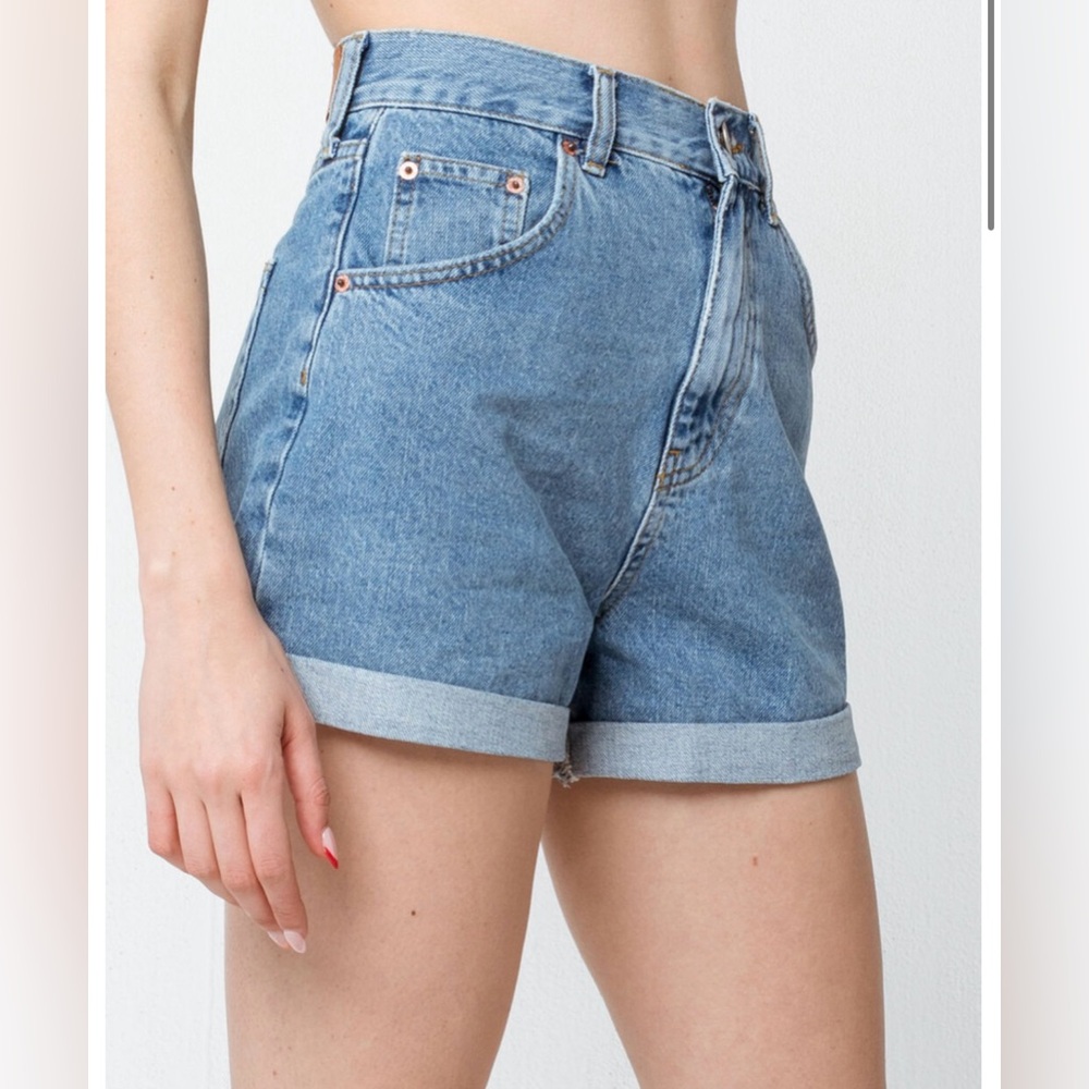 BDG Mom Shorts